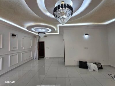 DUPLEX 12 PIECES A VENDRE