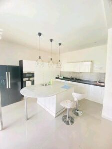 DUPLEX A VENDRE