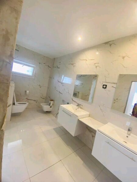 DUPLEX A VENDRE