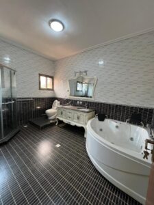 DUPLEX STANDING A LOUER QUARTIER GOLF