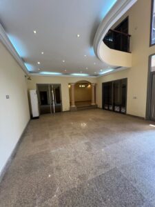 DUPLEX STANDING A LOUER QUARTIER GOLF