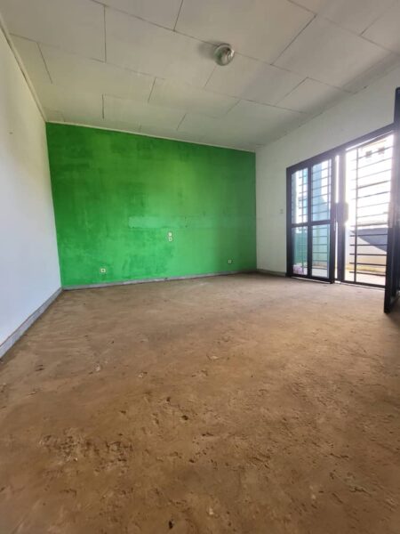 VILLA-DUPLEX POUR BUREAUX À LOUER