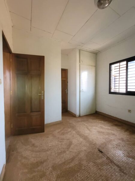 VILLA-DUPLEX POUR BUREAUX À LOUER
