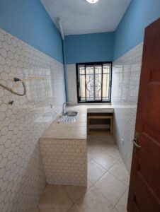 Trois Magnifiques Appartements Haut Standing Neufs à Nkolnda