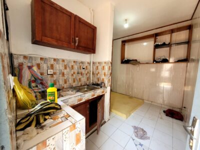 Jolie Chambre Moderne avec Coin Cuisine à louer à Obili